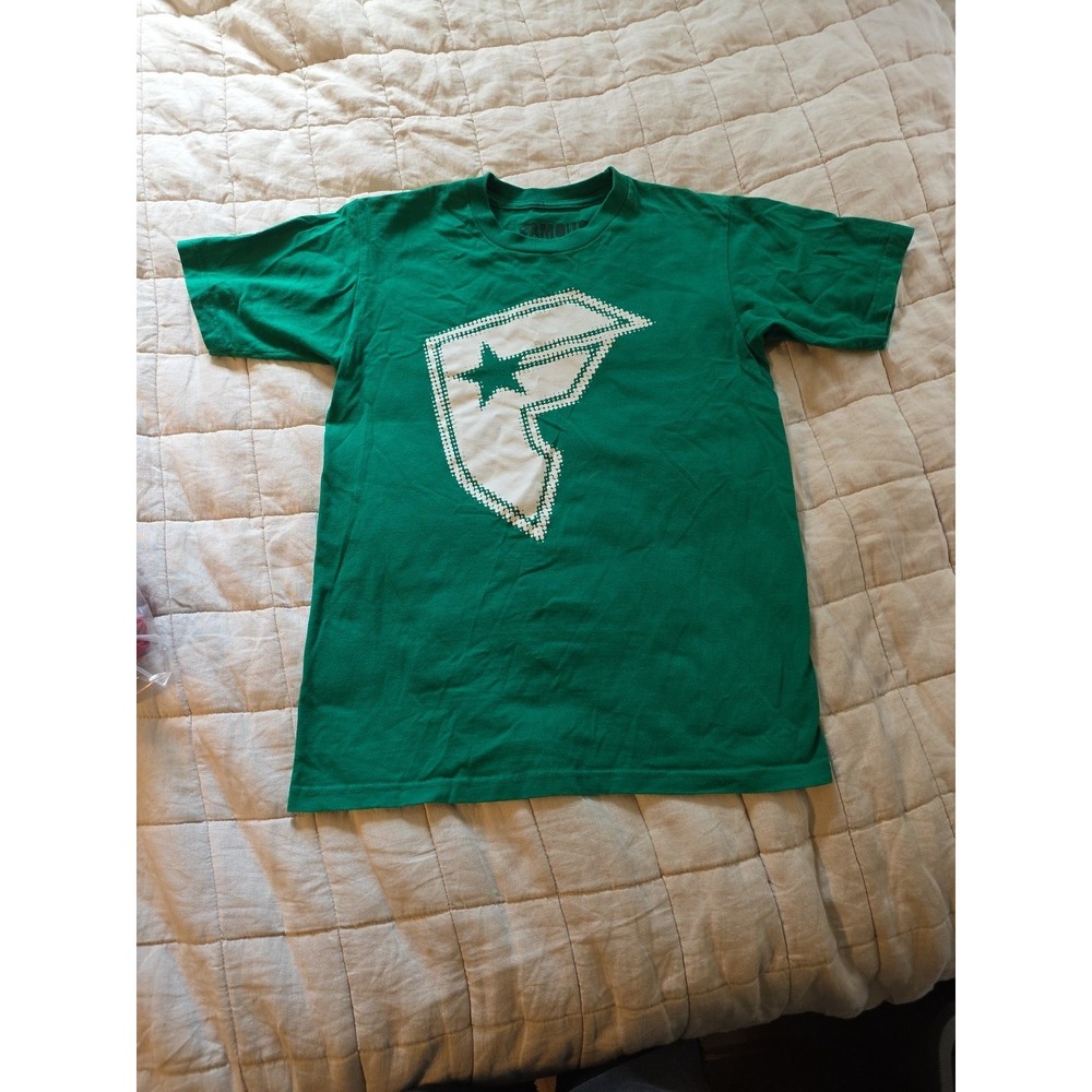 Vintage Famous Stars And Straps Shirt Size S Green Graphic Hip Hop Logo 2000s